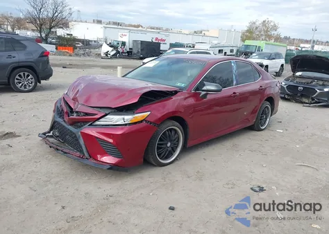 2018 Toyota Camry Le z USA, uszkodzony, nr VIN 04T1B11HK3JU53465